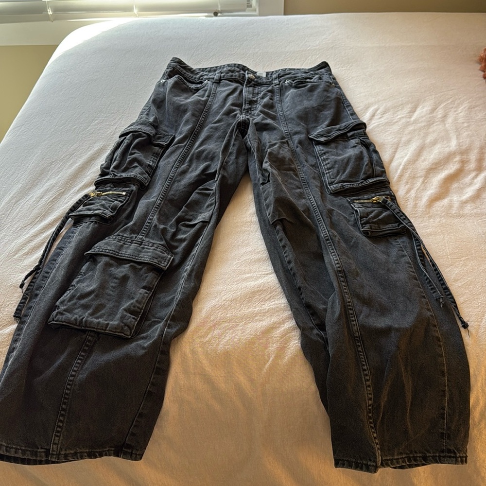 H&M straight leg cargo jeans